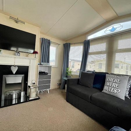Modern Holiday Home #Skipsea Sands Static Hire エクステリア 写真