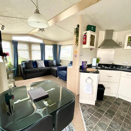 Modern Holiday Home #Skipsea Sands Static Hire エクステリア 写真