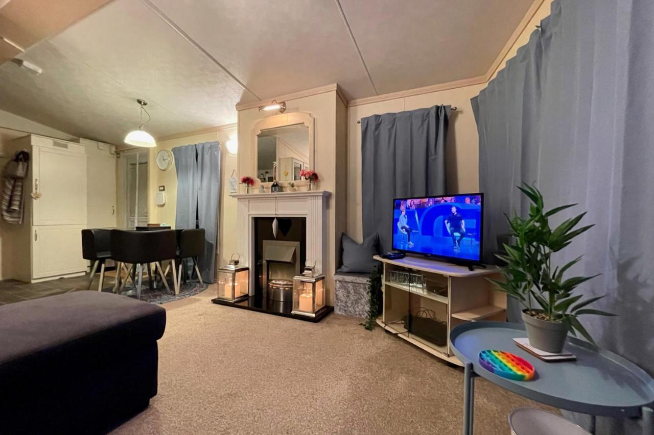 Modern Holiday Home #Skipsea Sands Static Hire エクステリア 写真