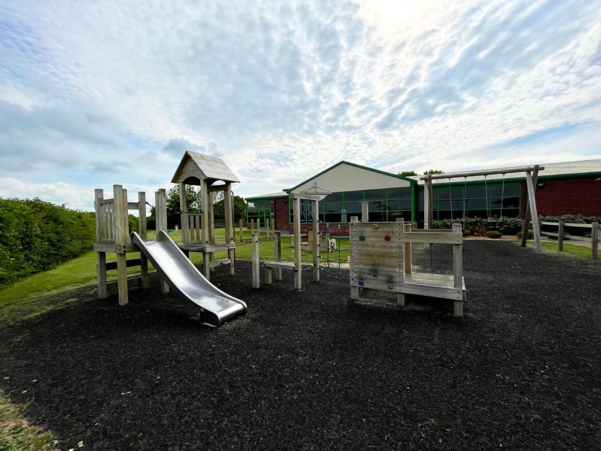 Modern Holiday Home #Skipsea Sands Static Hire エクステリア 写真