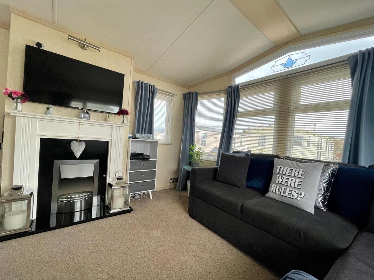 Modern Holiday Home #Skipsea Sands Static Hire エクステリア 写真